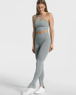 TEVEO Tops*Sassy One Shoulder Top