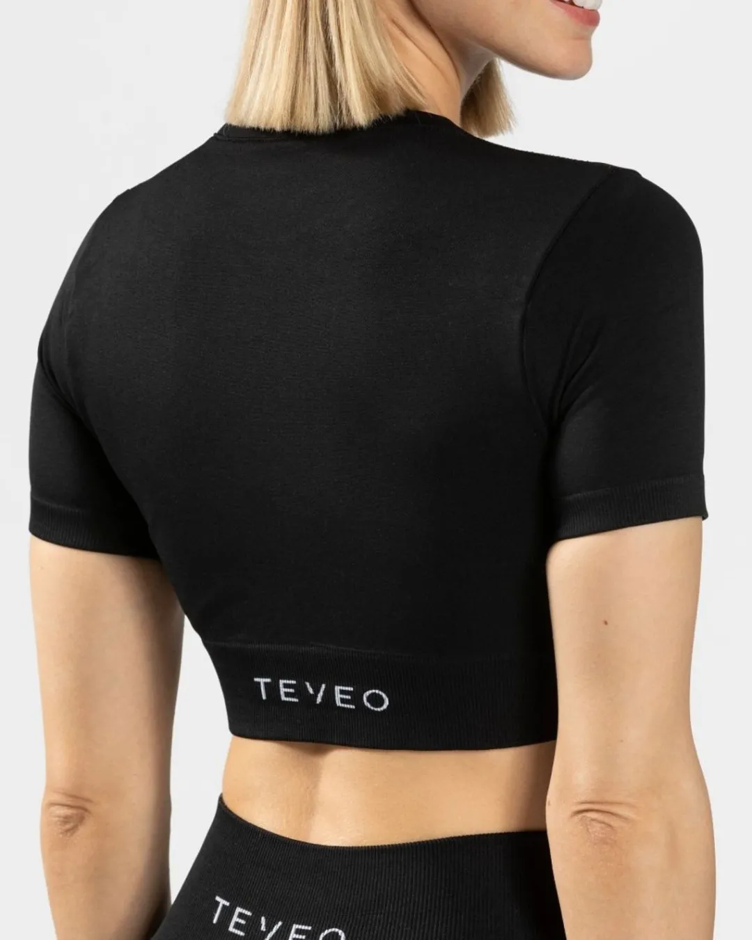 TEVEO Tops*Sensation Crop Top "Schwarz"