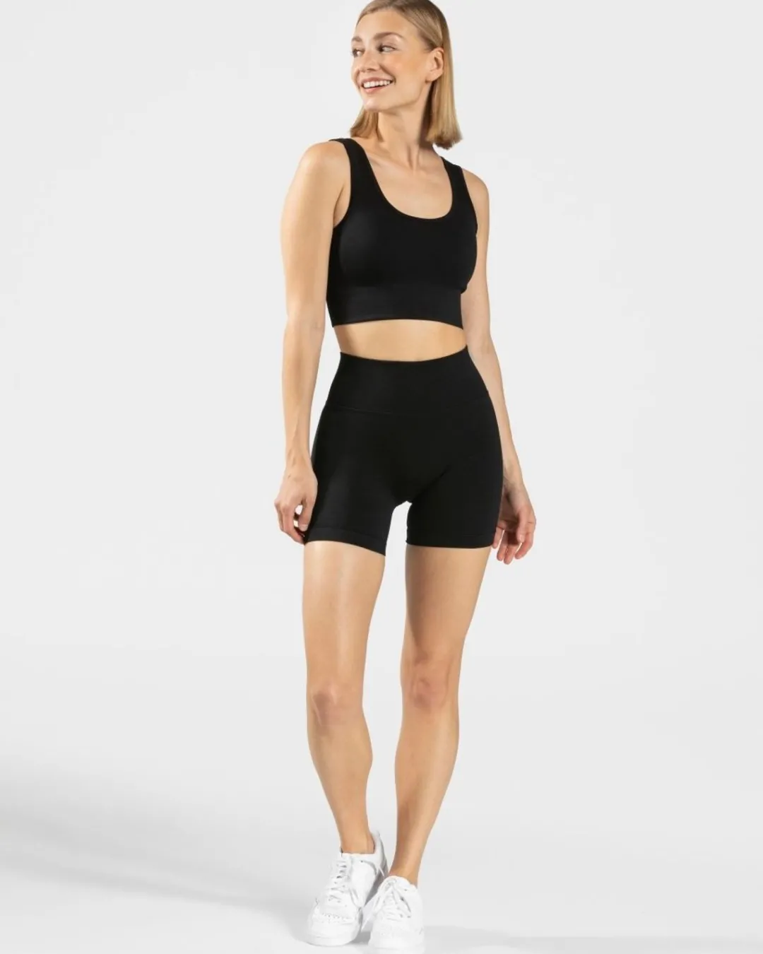 TEVEO Shorts*Sensation Mini Short "Schwarz"