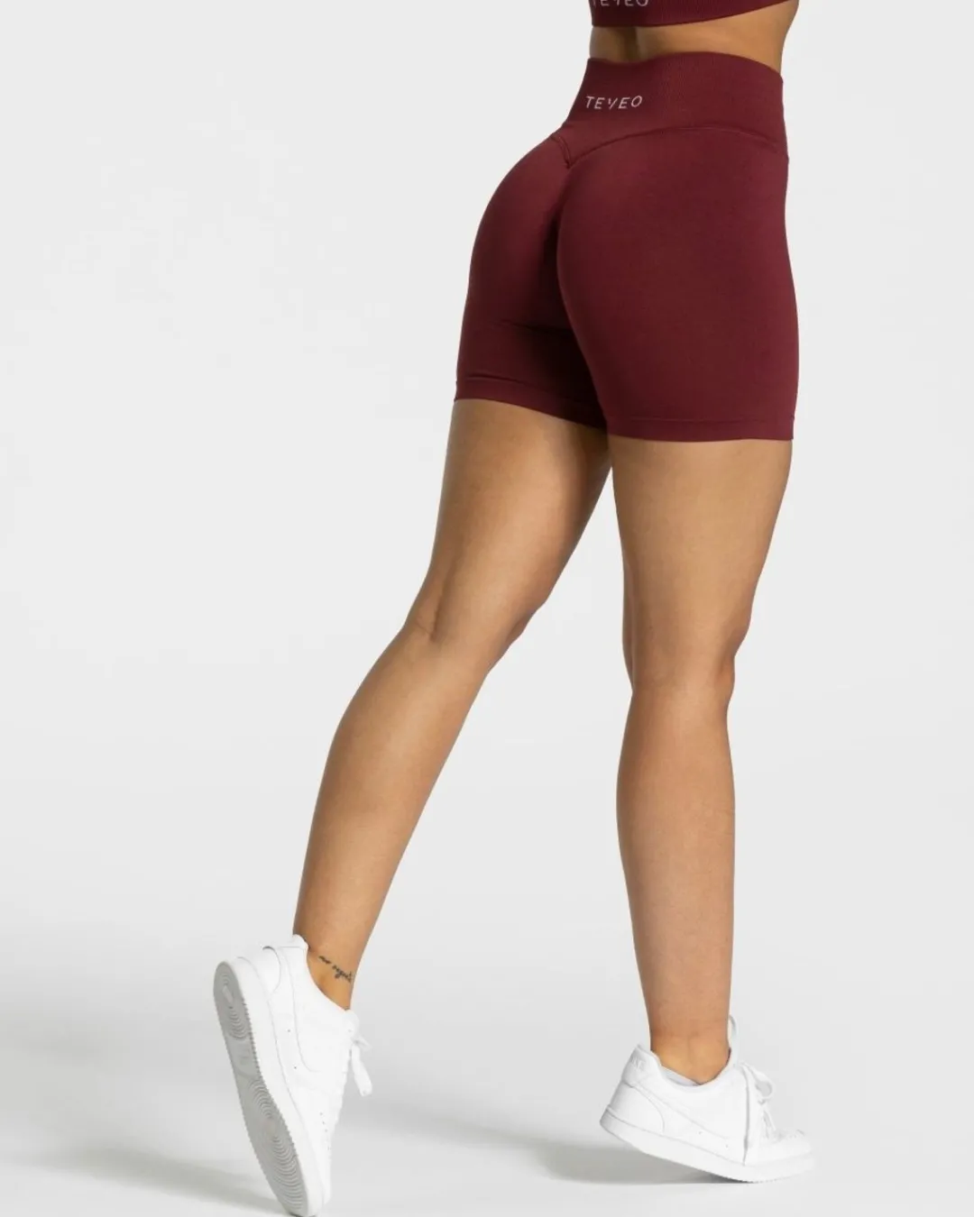 TEVEO Shorts*Sensation Mini Short "Weinrot"