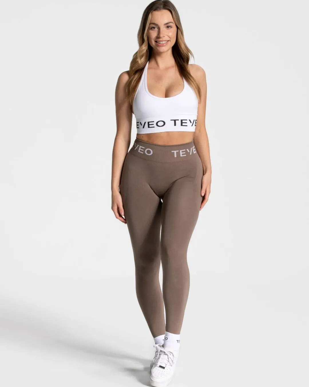 TEVEO Sports Bras*Signature Neckholder Bh "Weis"