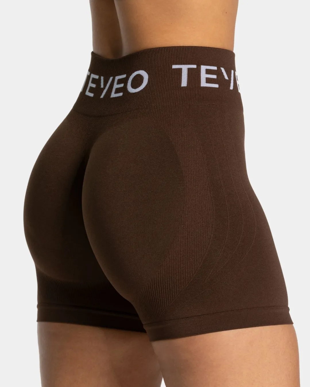 TEVEO Shorts*Signature Scrunch Short "Dunkelbraun"