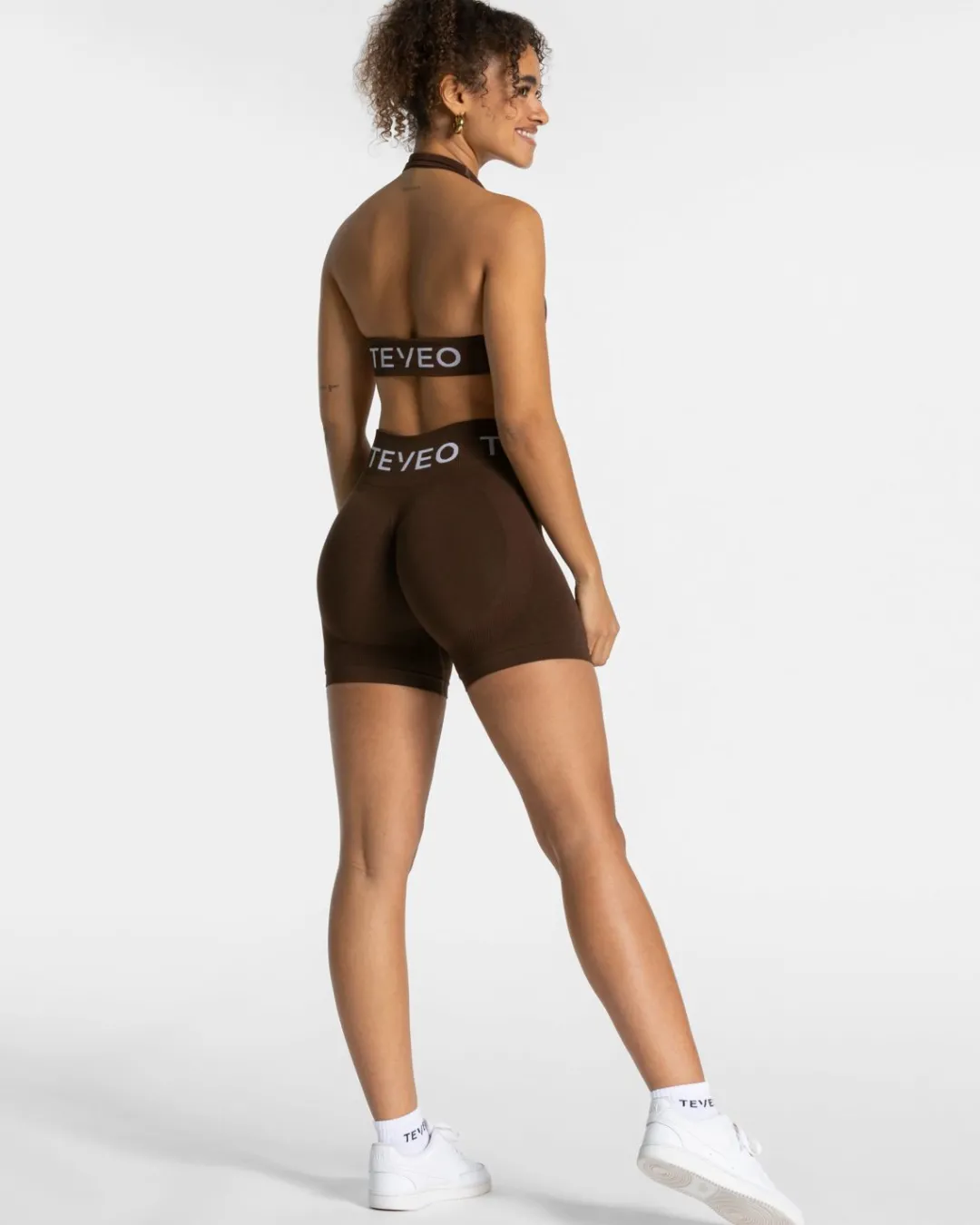 TEVEO Shorts*Signature Scrunch Short "Dunkelbraun"