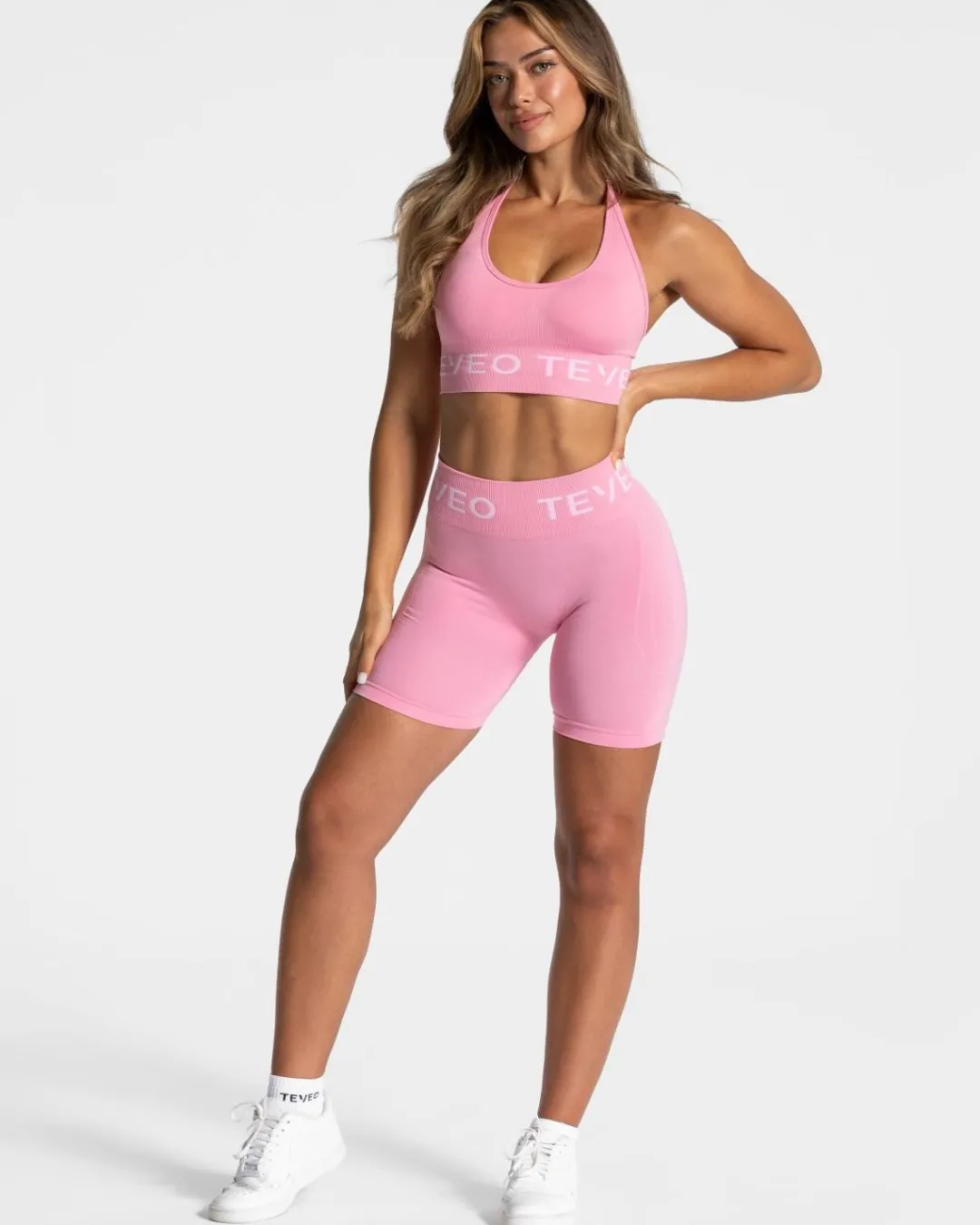 TEVEO Shorts*Signature Scrunch Short "Pink"