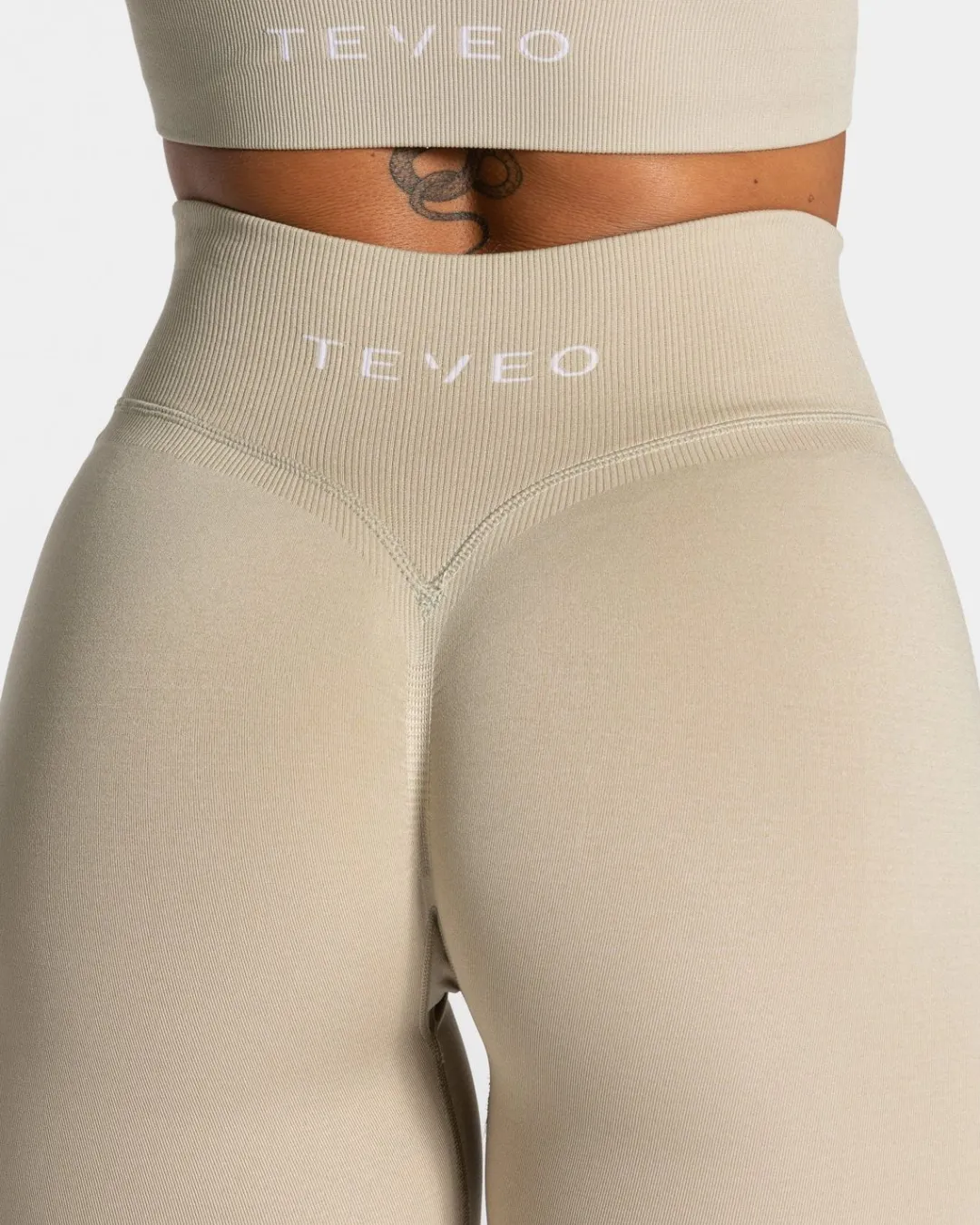 TEVEO Leggings & Pants*Statement Scrunch Leggings "Sand"