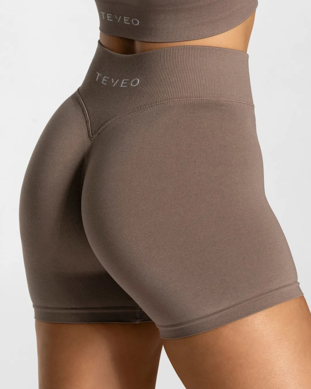 TEVEO Shorts*Statement Scrunch Short "Mokka"