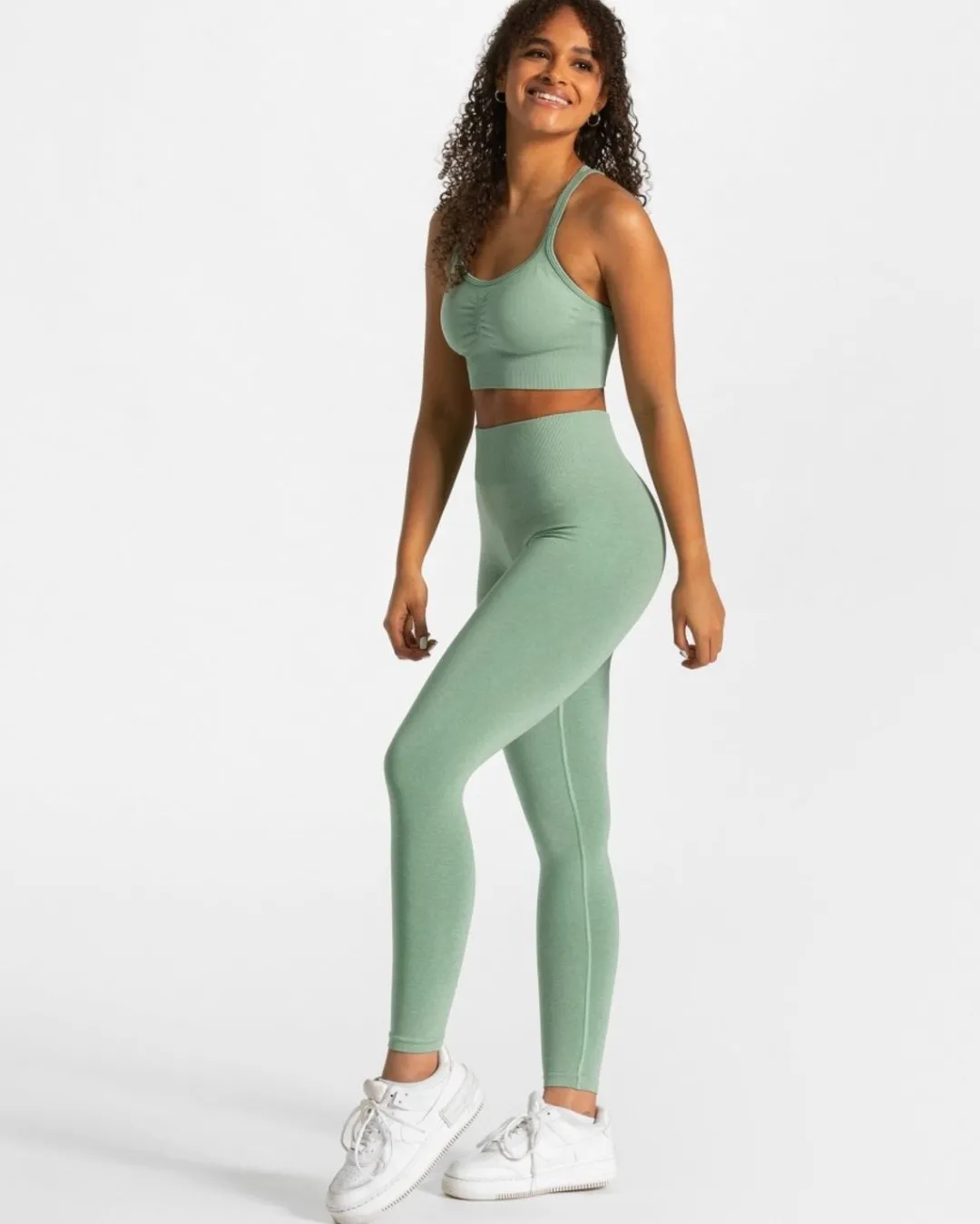 TEVEO Sports Bras*Timeless Scrunch Bh "Salbei"