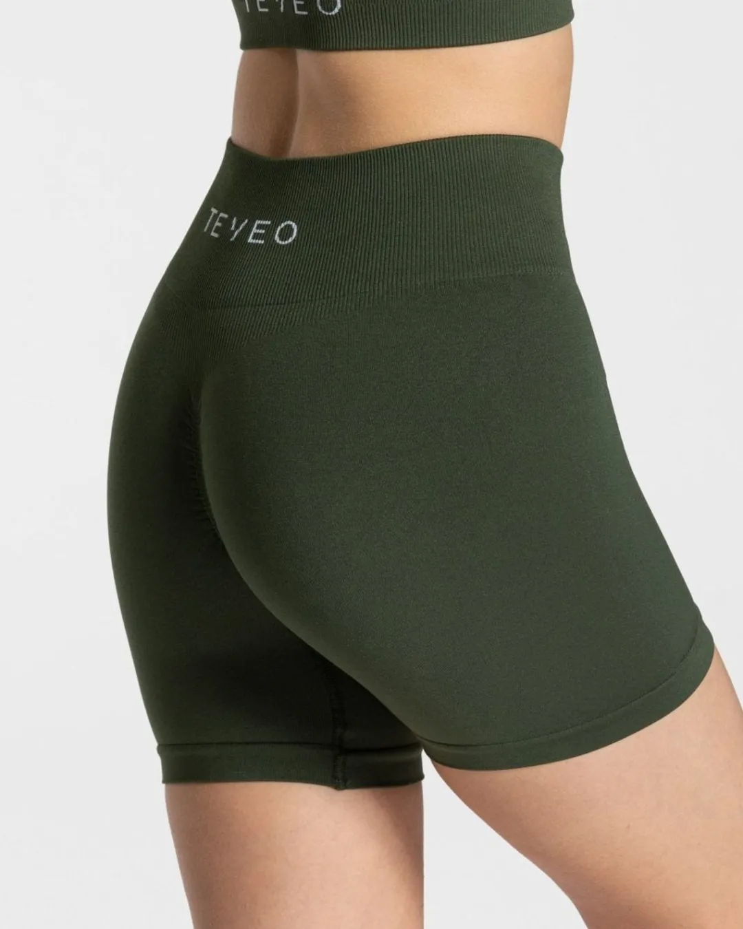 TEVEO Shorts*Timeless Scrunch Short "Khaki"