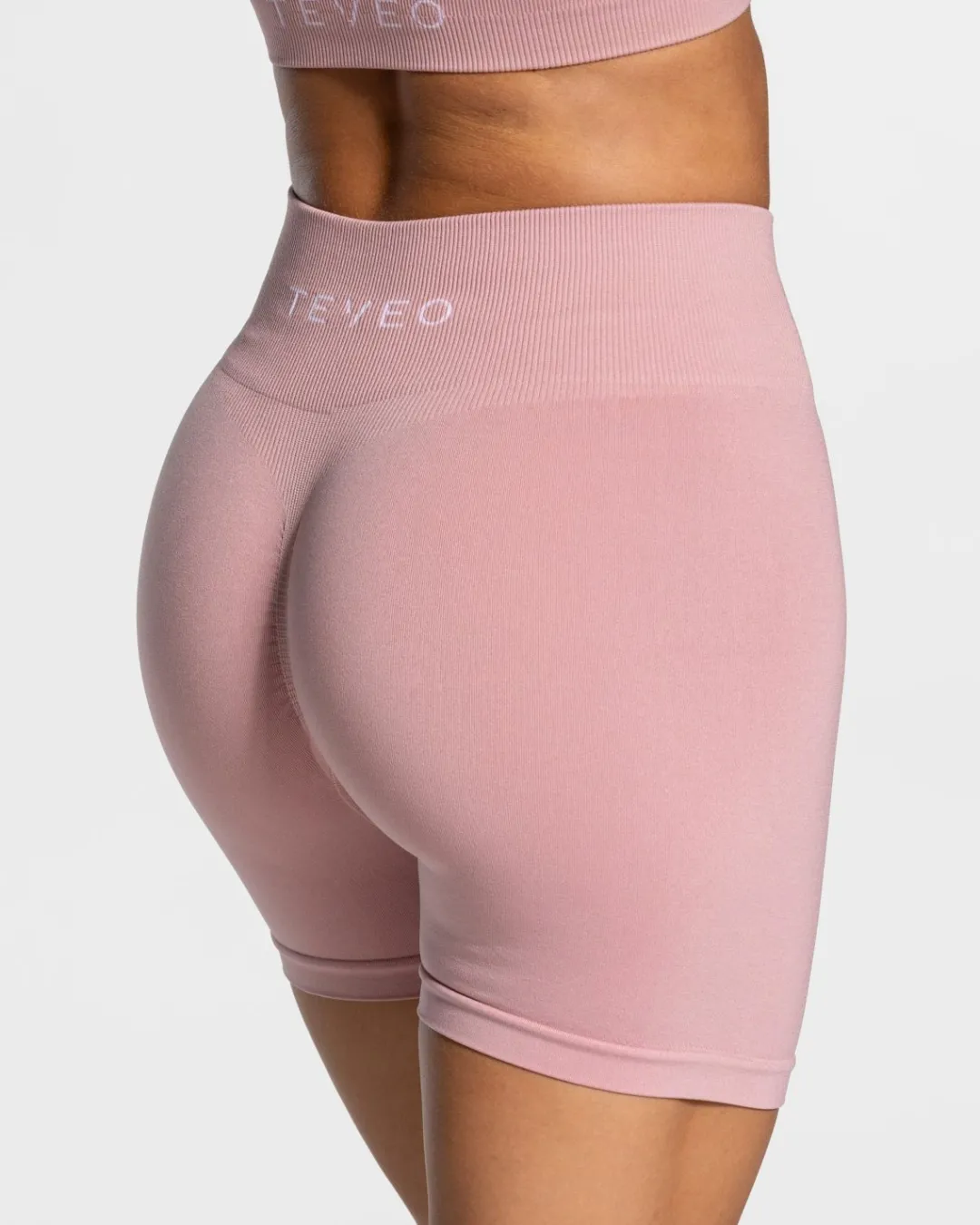 TEVEO Shorts*Timeless Scrunch Short "Rosa"