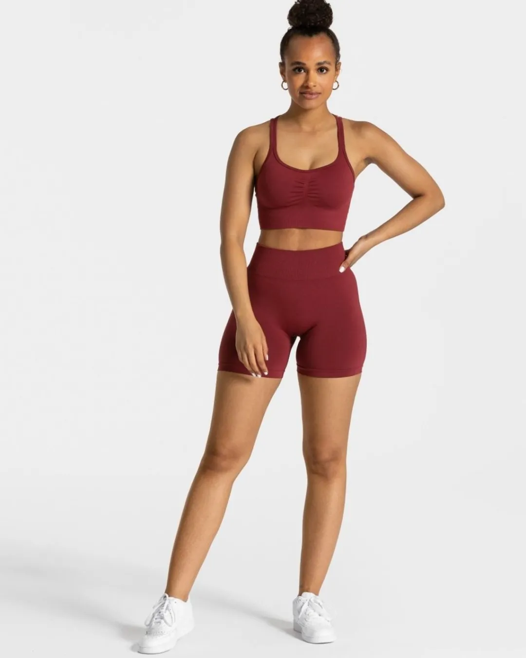 TEVEO Shorts*Timeless Scrunch Short "Weinrot"