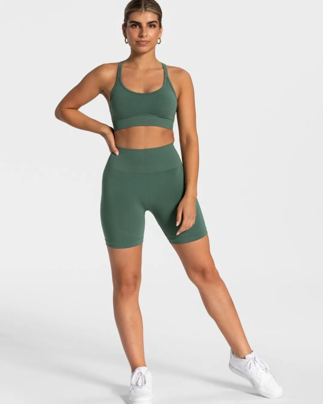 TEVEO Shorts*True Short "Dunkelgrun"