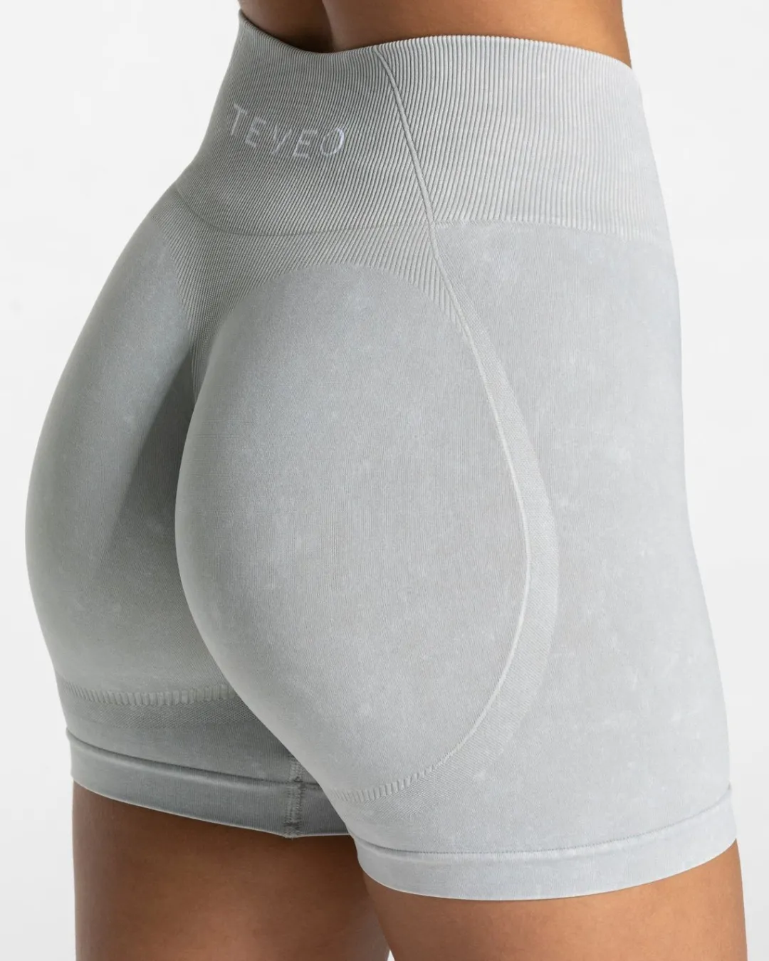 TEVEO Shorts*Acid Covert Scrunch Short "Hellgrau"