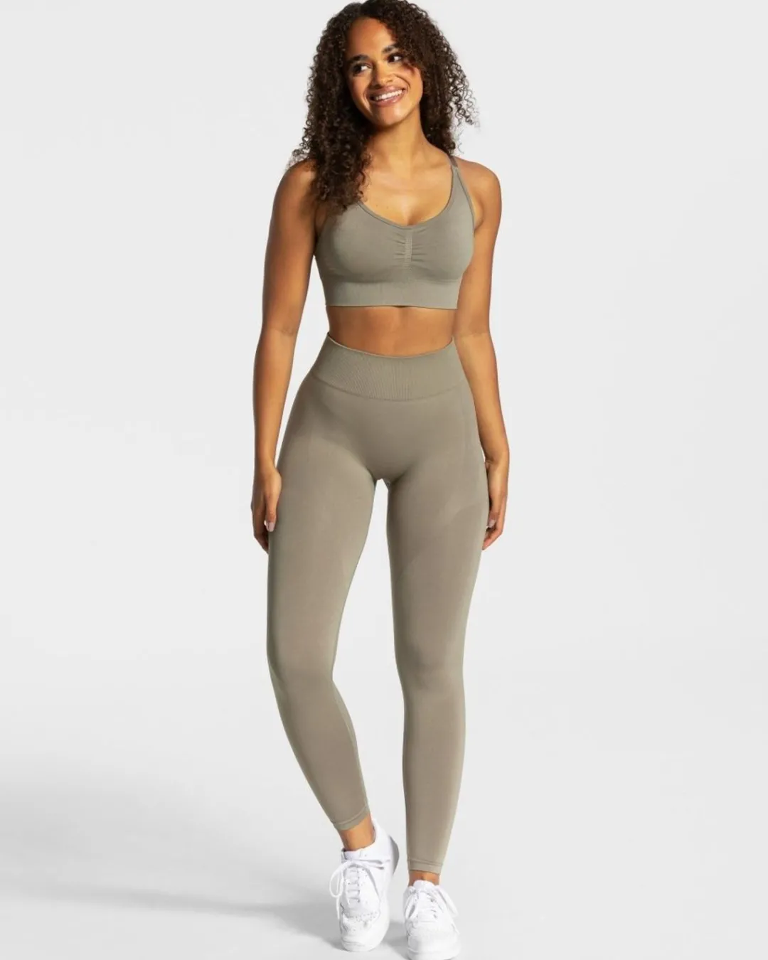 TEVEO Sports Bras*Charming Scrunch Bh "Khaki"
