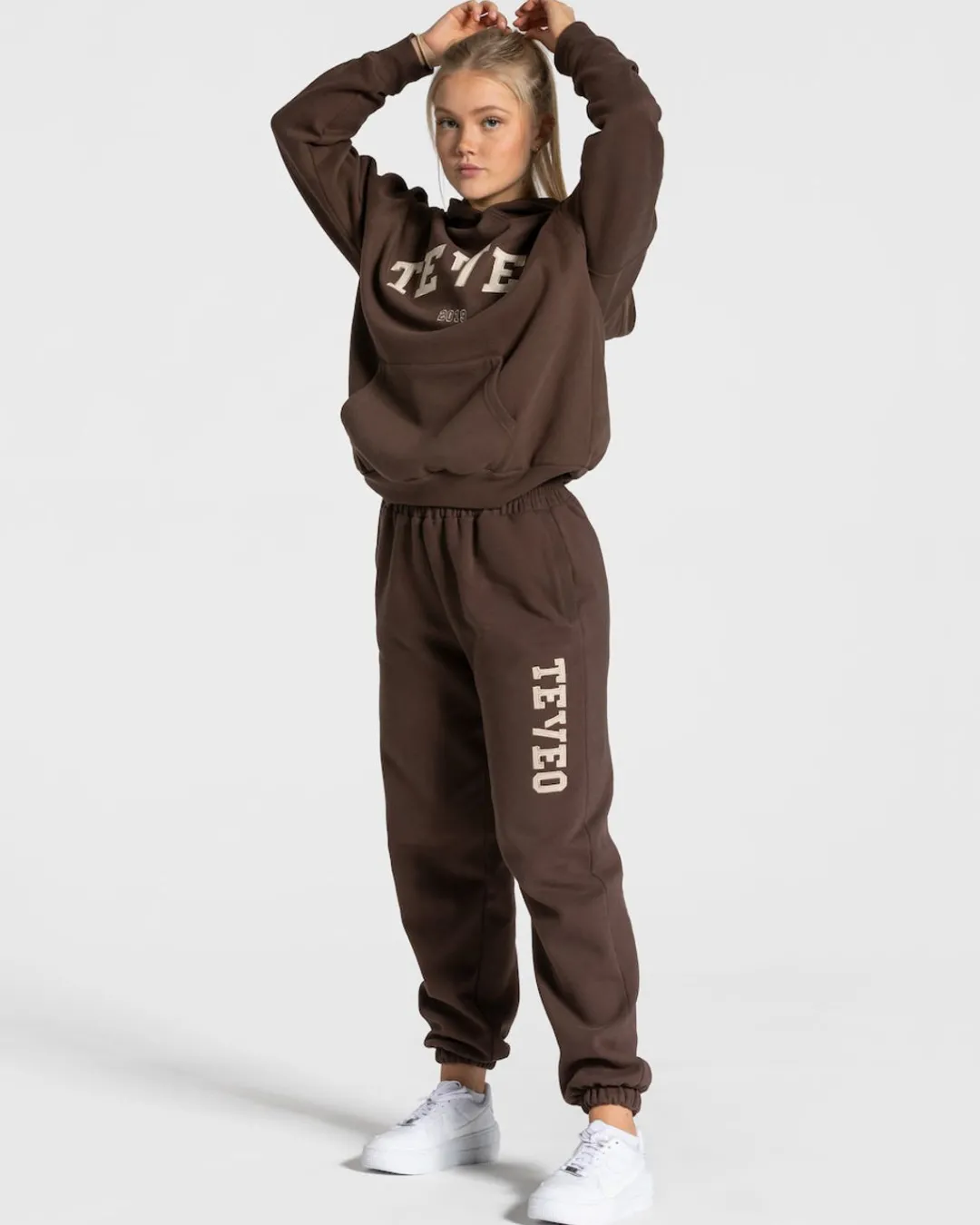 TEVEO Hoodies & Jackets*College Oversized Hoodie "Dunkelbraun"