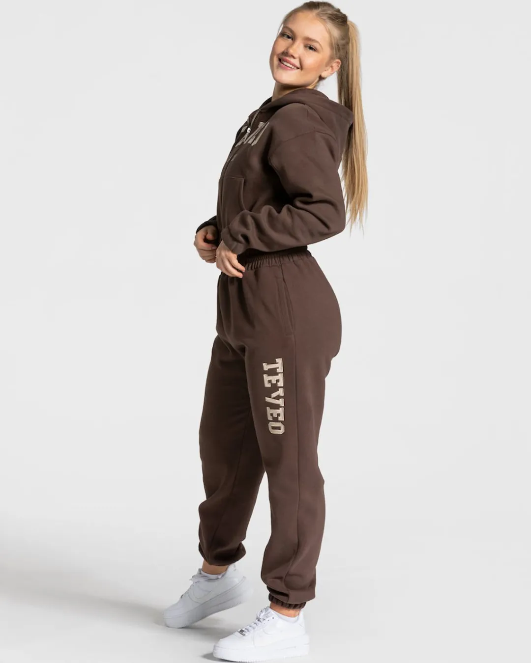 TEVEO Hoodies & Jackets*College Zip Hoodie "Dunkelbraun"