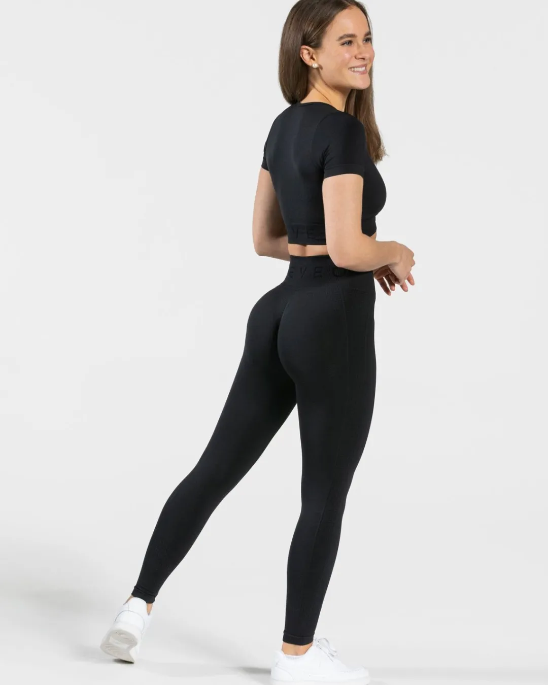 TEVEO Tops*Focus Crop Top "Schwarz"