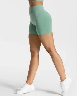TEVEO Shorts*Timeless Scrunch Short "Salbei"